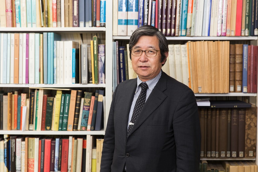 エジプト学研究所所長 近藤二郎 文学学術院教授