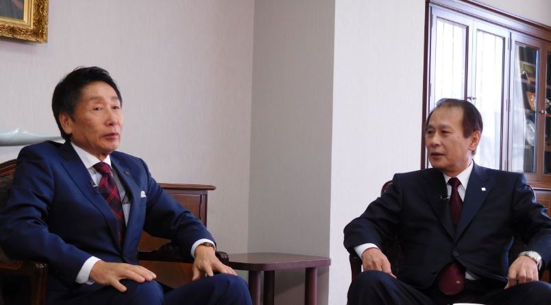 左:細江市長 右:鎌田総長
