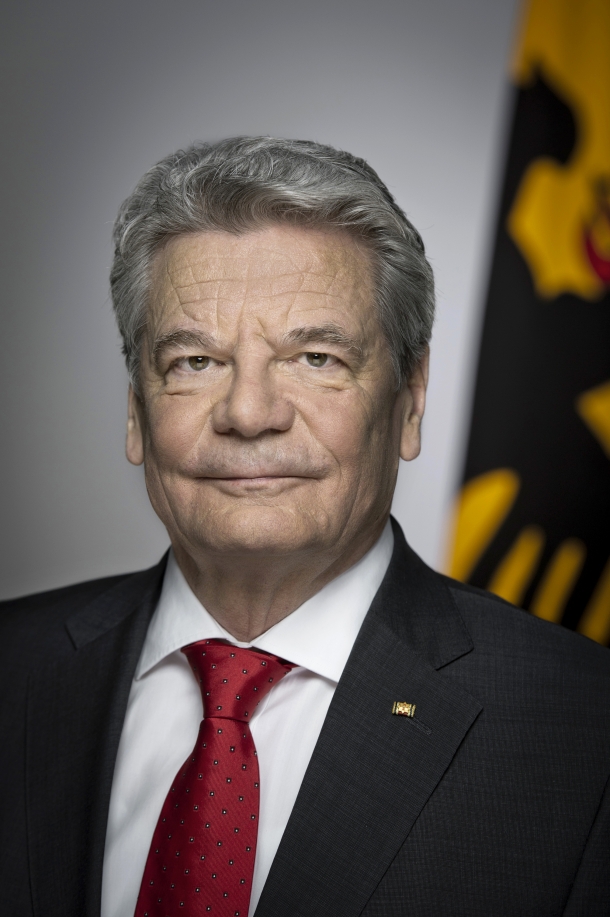 Official-portrait-Federal-President-Gauck