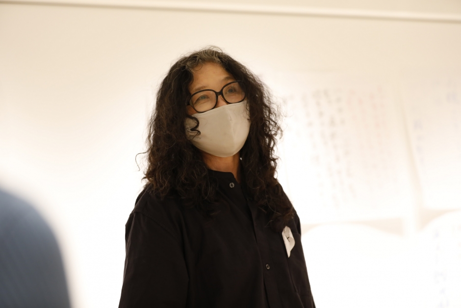 伊藤勉黄の芸術 人間、愛、色彩の詩　Ｍｏｄｅｒｎ　ｗｏｏｄｂｌｏｃ  /静岡新聞社/伊藤勉黄（単行本） 伊藤勉黄】木版画 「花摘み人形」（額装／画家）版画家・日本