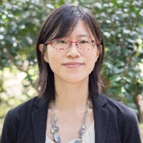 クリスティーナ・イ先生