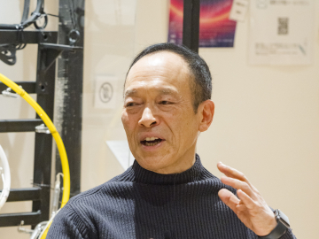 Authors Alive! ～作家に会おう～ 長谷川櫂×ロバート キャンベル  朗読と対談「実験／耳に届く575」(2025/12/10) レポート