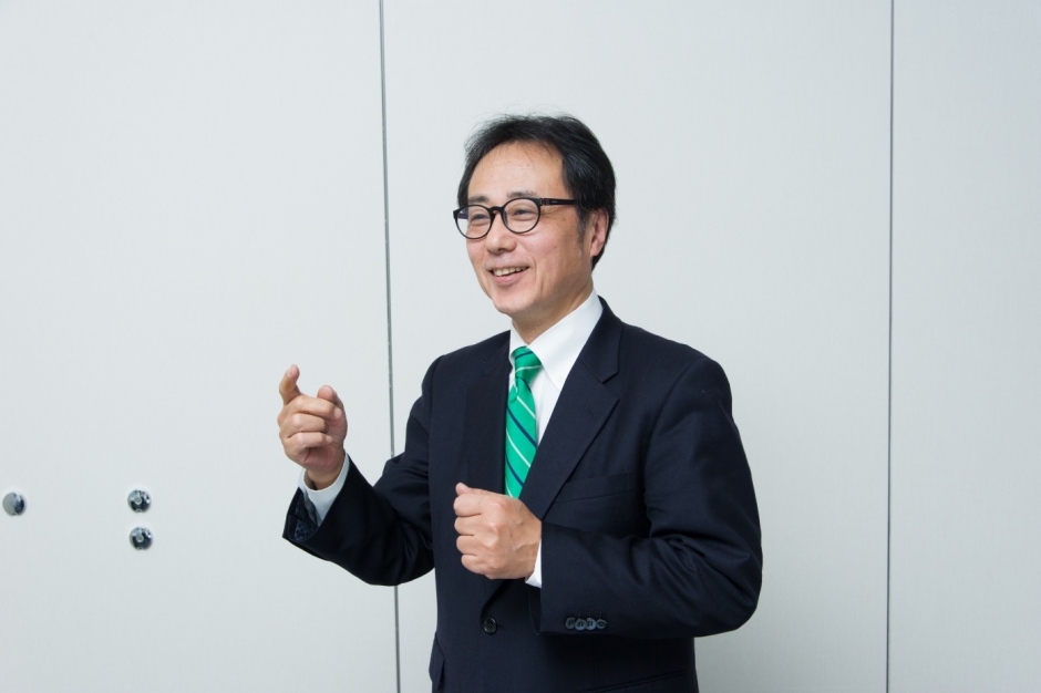 杉浦  正和  教授（SUGIURA, Masakazu）