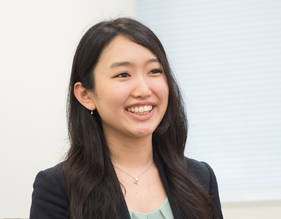 山下 舞さん<br>1年制総合<br>アクセンチュア株式会社