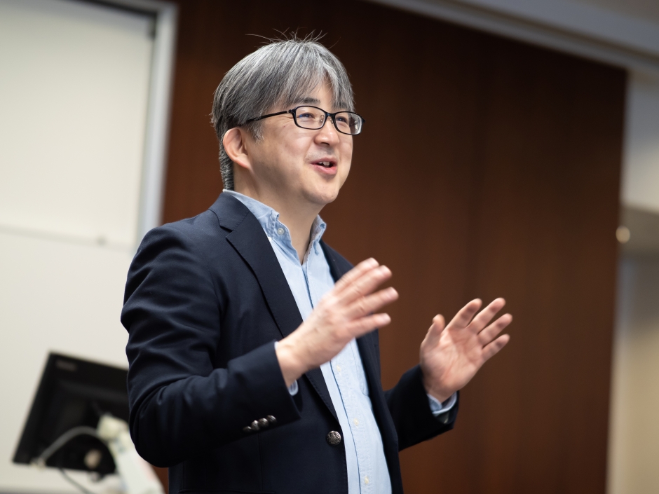 蟻川 靖浩 准教授 （ARIKAWA,Yasuhiro）