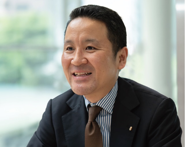 林 良一さん<br>夜間主プロフェッショナル<br>（マネジメント専修）<br>株式会社ファミリア