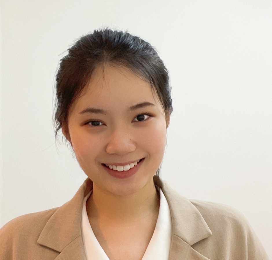 Zheya Deng<br>MSc in Finance Program<br>from China
