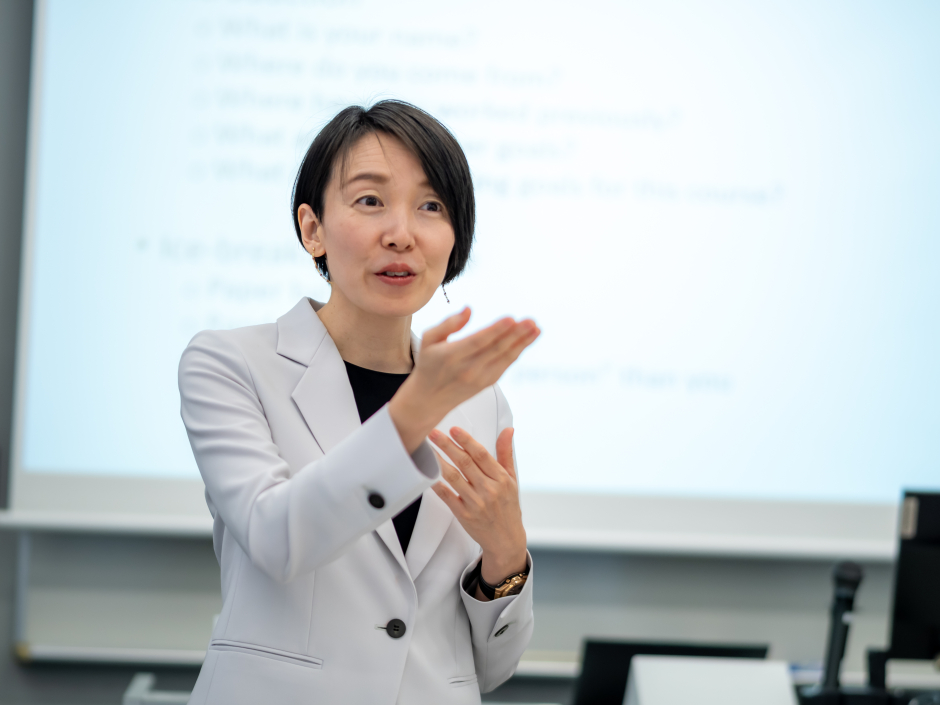 NAITO Chikae, Associate Professor