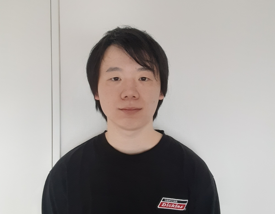 【数学科】アドバイザー制度で、授業の内容や進路相談を大学院生に相談できる