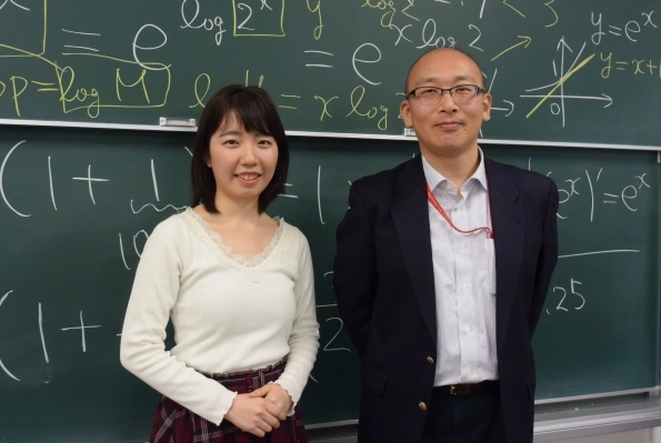 【数学科】オンライン授業の要「Waseda Moodle」で双方向の学びを実践