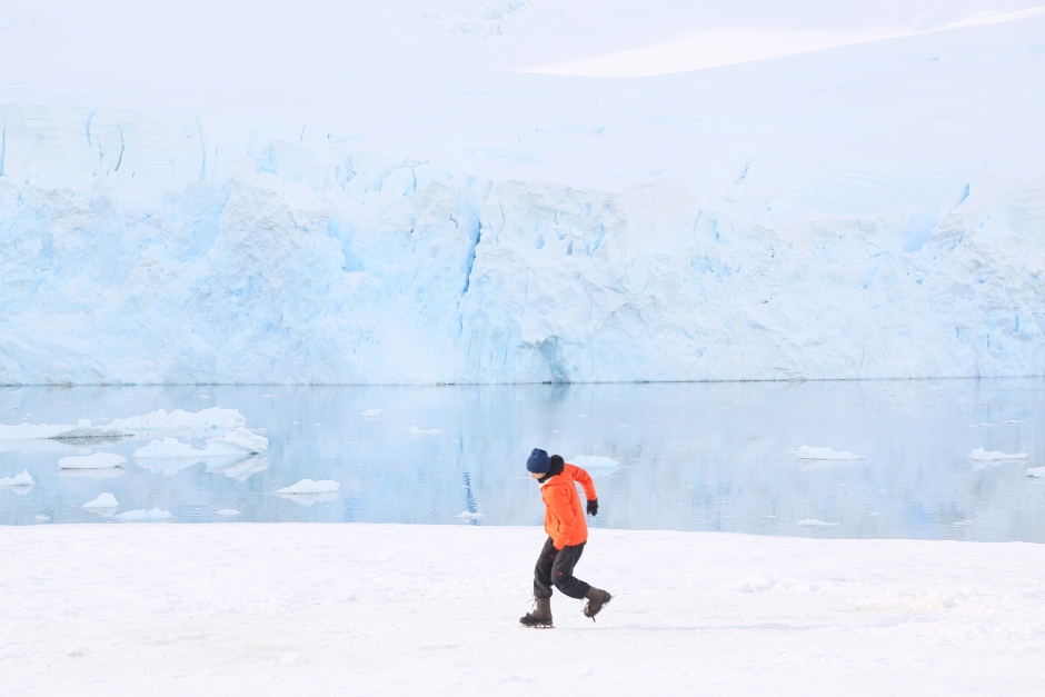 長谷川翔氏講演会「スケートをつくって、南極の氷をすべる、描く。」7/27（火）