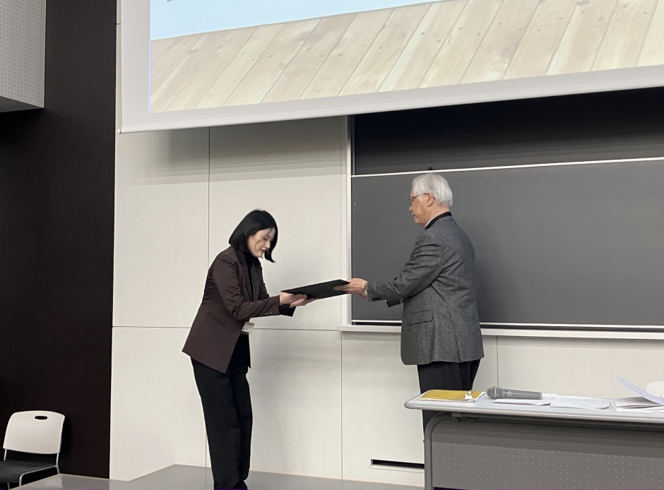 人間科学研究科博士後期課程4年韓雪さんが日本乳幼児医学・心理学会第34回大会にて受賞