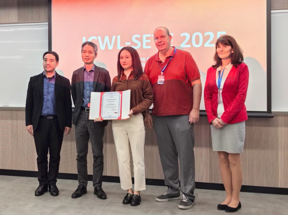 人間科学研究科 博士後期課程４年 王佳琪さんがBest Student Paper Runner Up Award（ICWL 2025）を受賞