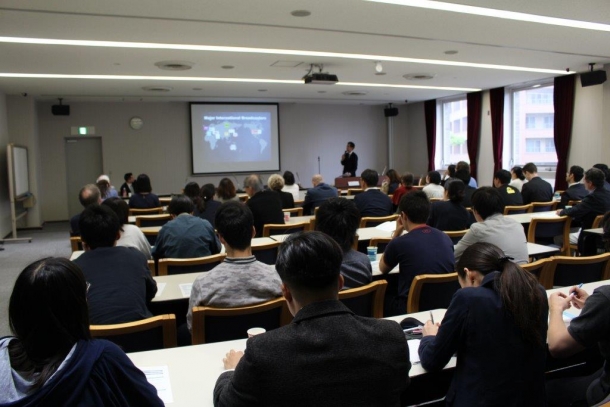 Apm International Symposium 18 Report 早稲田大学 国際教養学部 Apm International Symposium 18 Report 早稲田大学 国際教養学部
