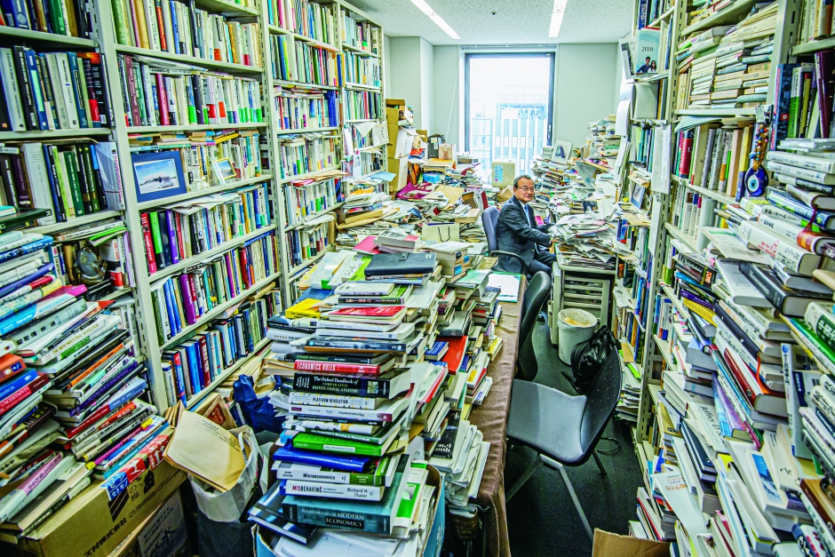 『早稲田学報』に樋口教授が登場、研究室を公開