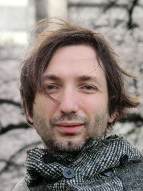 国際教養学部のトロヴァト講師を含む研究チームが、”The Thirteenth International Conference on Social Robotics (ICSR 2021)”において”Best Paper Award”を受賞しました。