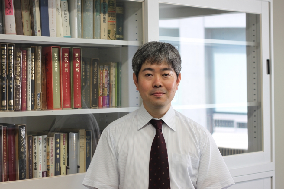 「ポルトガル人が種子島へ来た頃のこと」　文化構想学部　伊川健二准教授　（新任教員紹介）