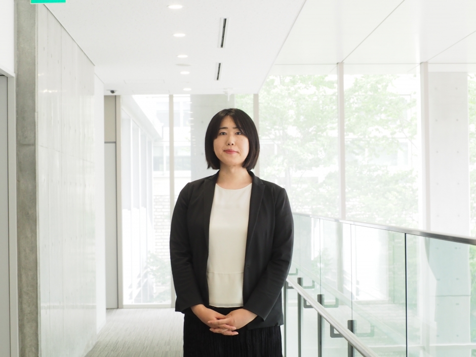 「読むことと社会を変えてゆく運動」文化構想学部　岩川ありさ准教授　（新任教員紹介）