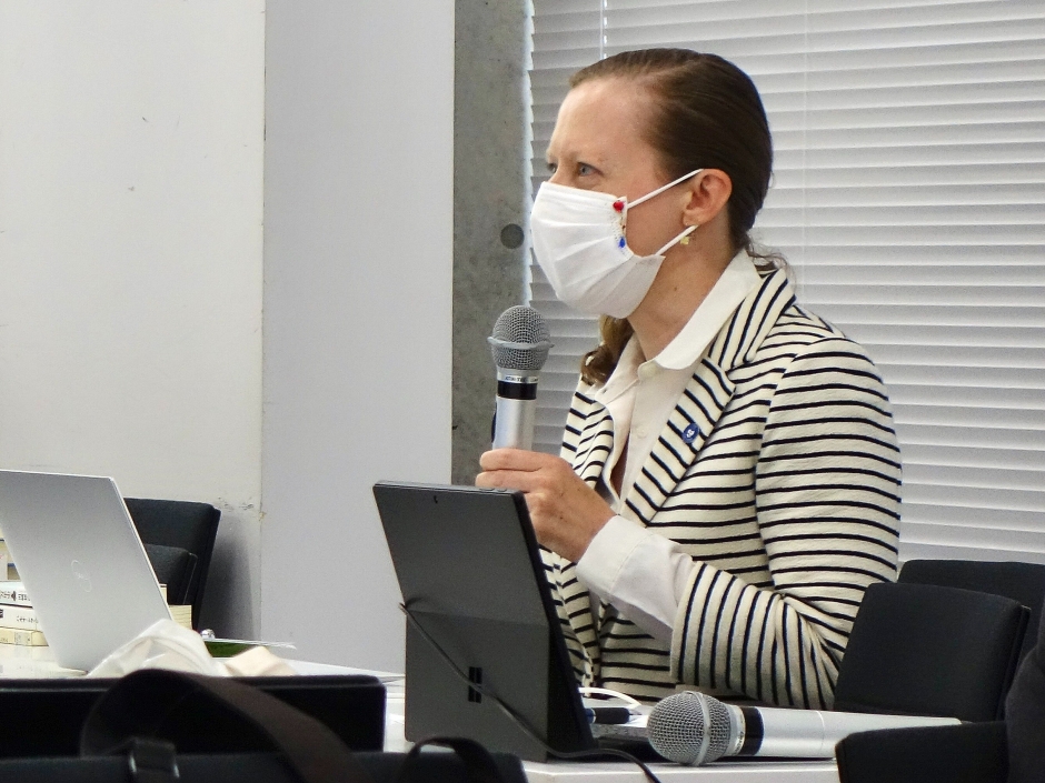 開催報告：Dr. Christina Laffin講演会　「自然、文学、気候変動－「危機感」からではなく自然から学ぶ日本文学」
