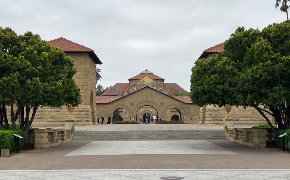 スタンフォード大学　大学院生派遣報告：ワークショップ ｢教室の中の国際日本研究――いかに教えるか｣