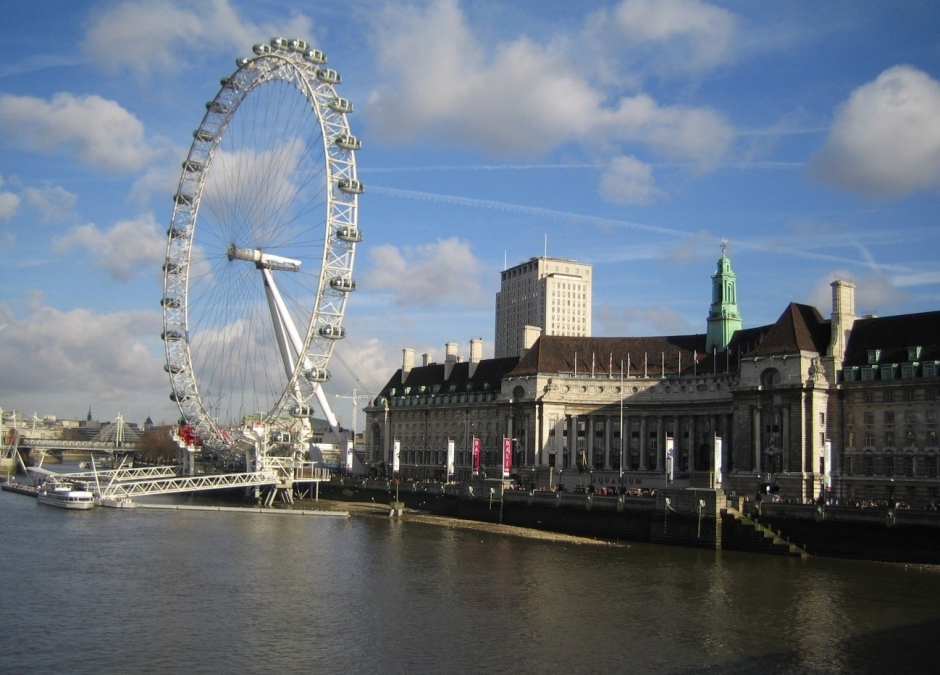 英文学コースで培われた精神とその汎用性（英文学コース：山岸倫子さん）