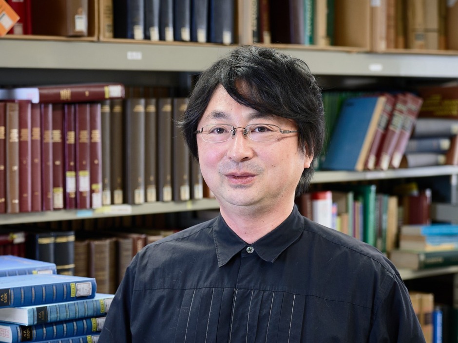 「ロシア・フォルマリズム」へのあまりフォルマリスティックでないアプローチ 【文学分野】八木君人准教授