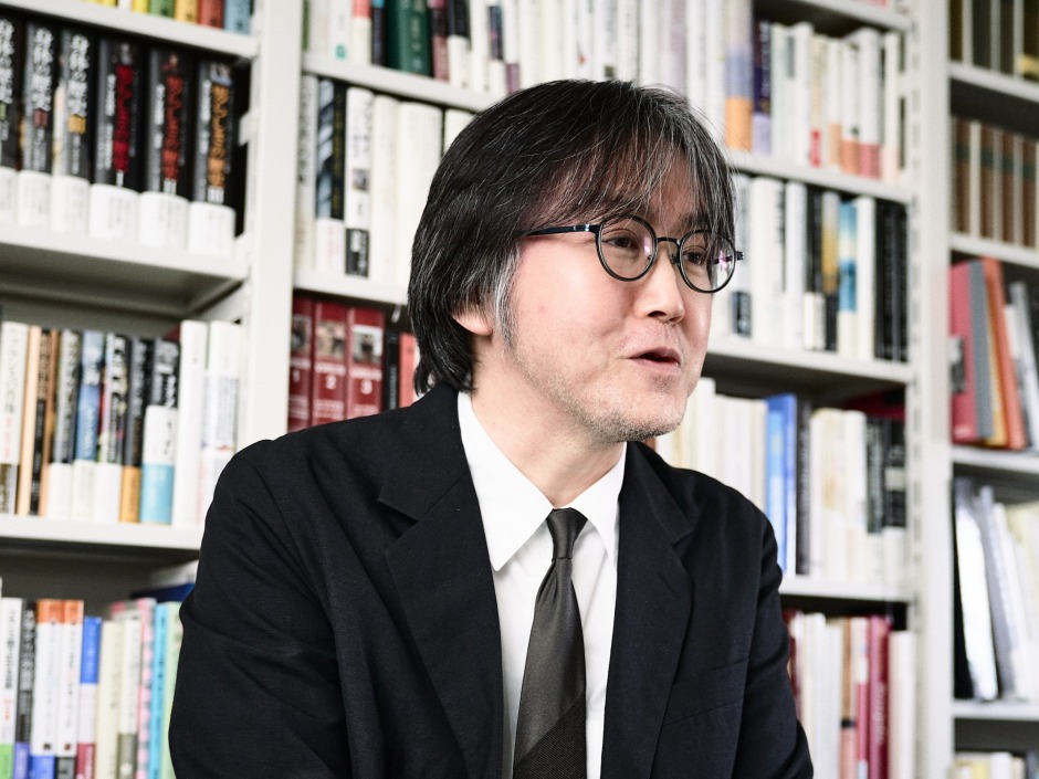 「正解」にとらわれず考え続けた先に“新たな発見”がある【文学分野】小黒昌文教授