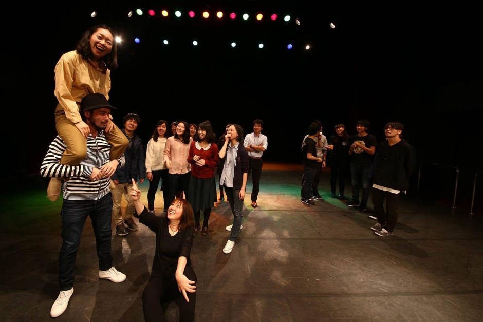 “観た”で終わらせない　音楽家×作家×俳優がつくるステージ「人類のレシピ」