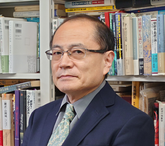 「文化のなかで文学を考える／文化をとおして文学を考える」文学部　坪井秀人教授（新任教員紹介）