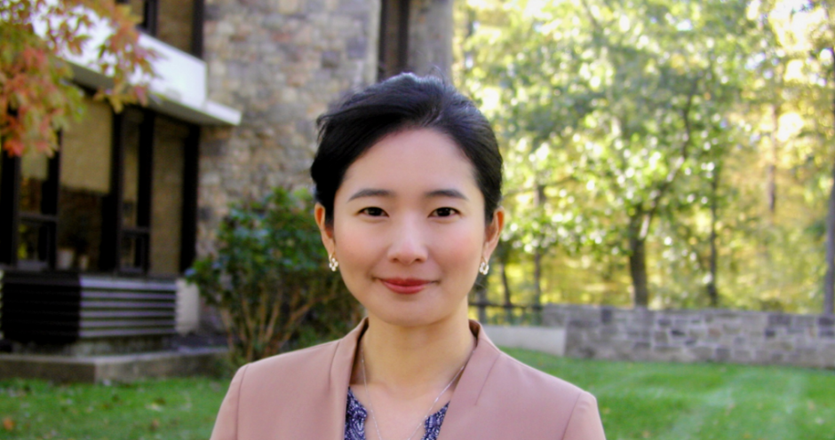 「第二言語習得研究に見る英語上達の秘訣」文学部　笹山尚子准教授（新任教員紹介）