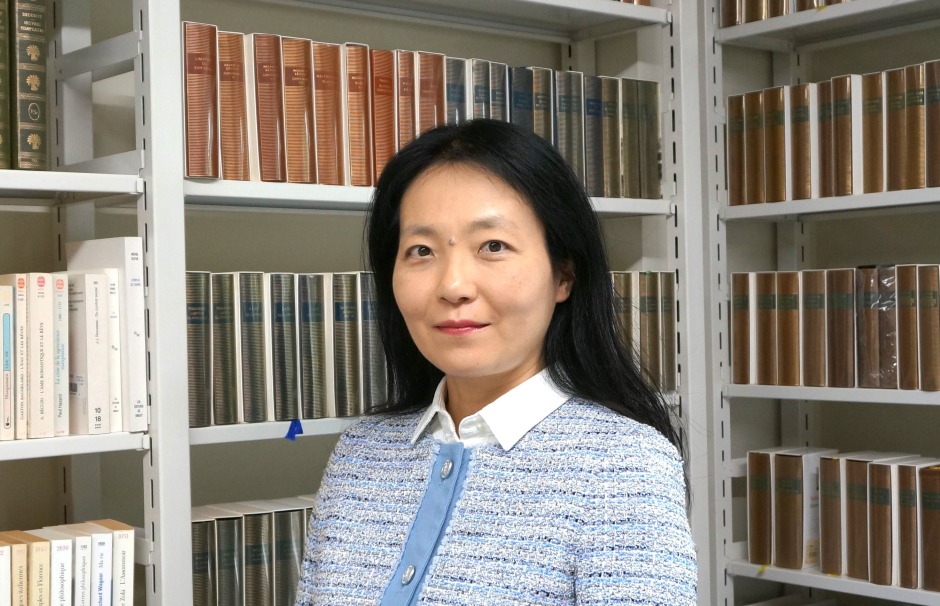 「「光明の世紀」と向き合うこと」文学部　井上櫻子教授（新任教員紹介）