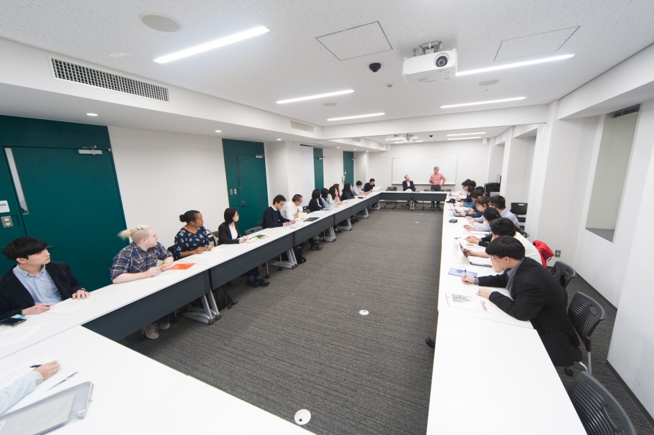 The Waseda LL.M. has just begun -April 2018