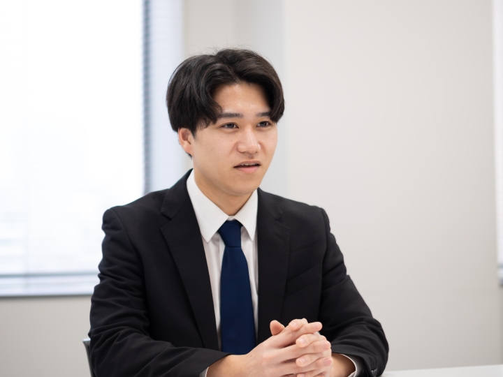 【学生インタビュー】社会経済の発展の中で「経済法」が果たす役割に魅了され、研究の道へ