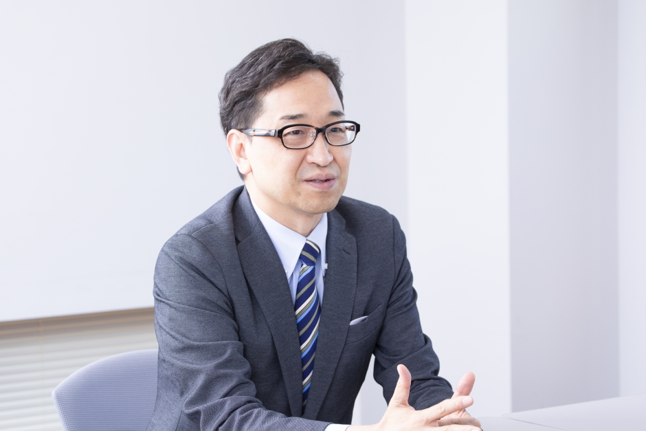 上野教授:研究者や法曹の世界だけではなく、企業法務等の世界にも通じる幅広いプログラム展開を行っています