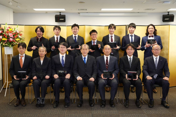 （大塚 直教授受賞）2025年度 早稲田大学リサーチアワード授与式