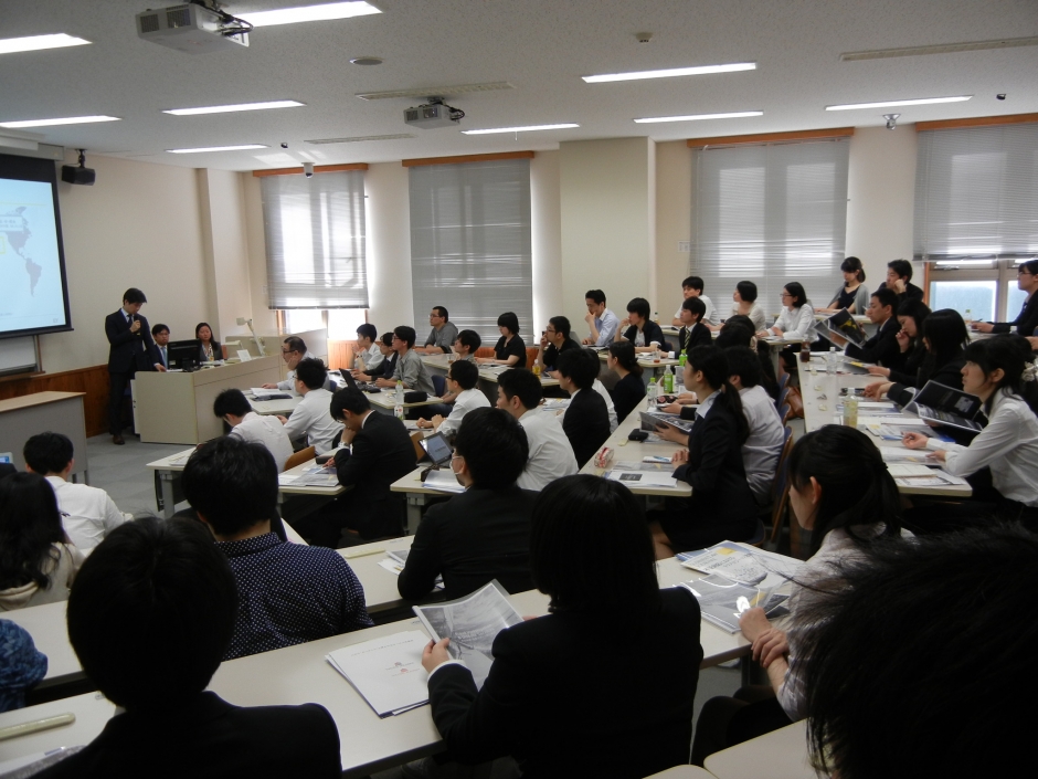 「早稲田大学大学院法務研究科 合同会社説明会」を開催しました