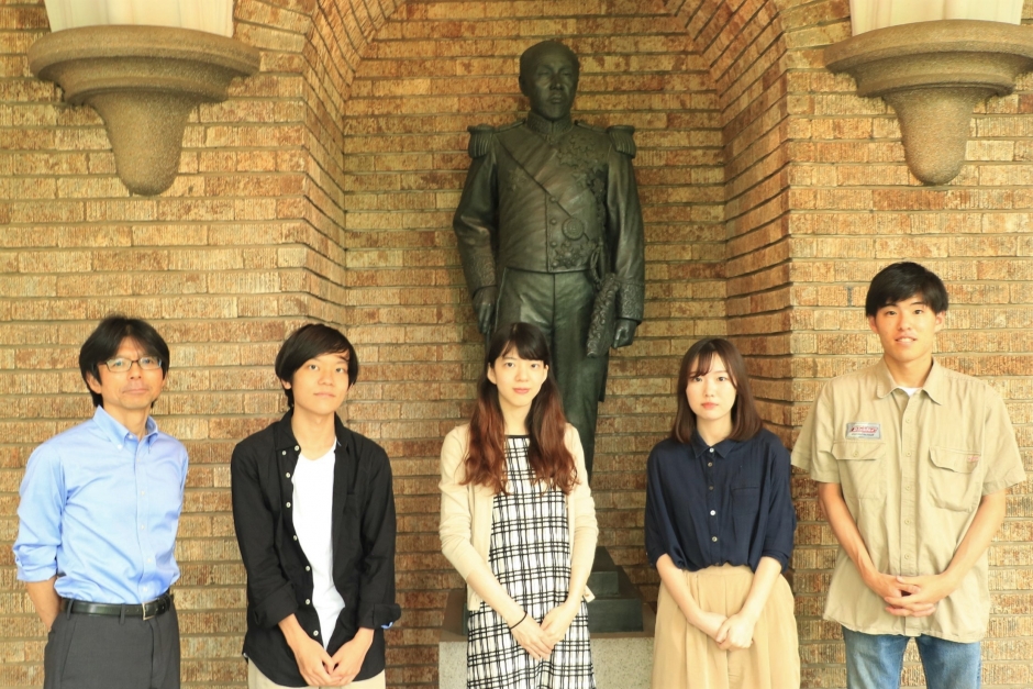 法学部公認サークルからみなさんへ