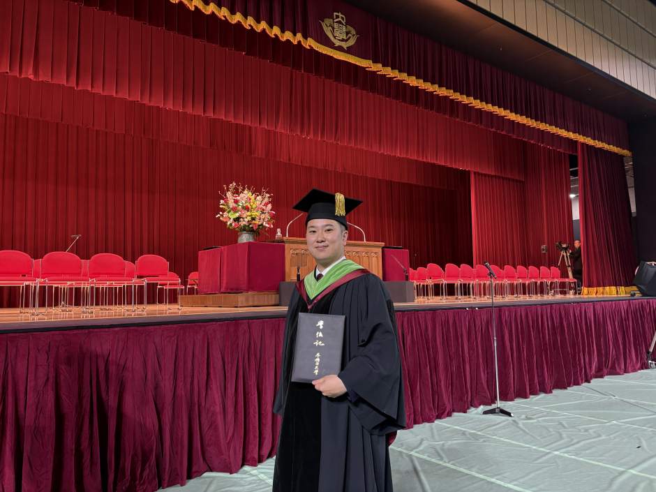 2026年3月の学位授与式にて。