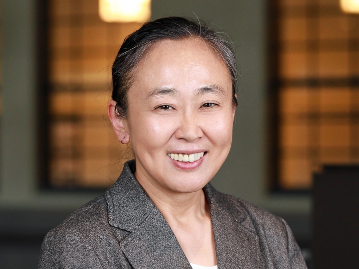 野口 晴子　教授（NOGUCHI Haruko）