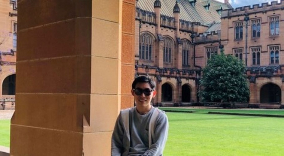 Future lawyer with an international economics background