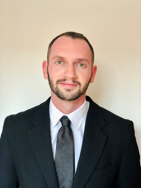 “The Many Faces of the Far Right Online: Social, Political, and Extremist Dimensions” by Dr. Jonathan Collins (Charles University), September 15, 17:00 (online)