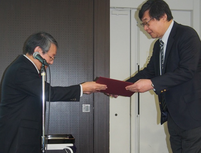 早稲田大学ティーチングアワード（2015年度秋学期）受賞者を表彰しました