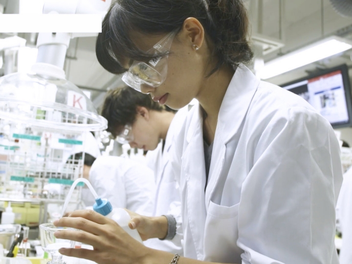 1minute動画 理工学基礎実験室（化学系）