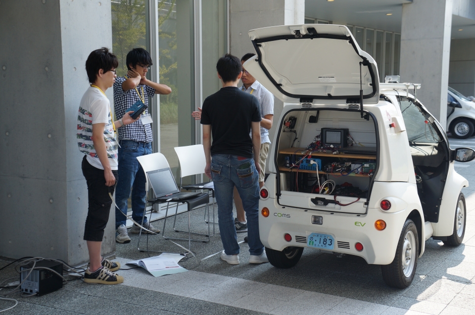 連携大学院『小型EV車自動運転制御総合実習』