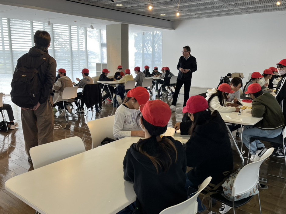 ひびきの小学校の皆さまがIPSを訪問されました