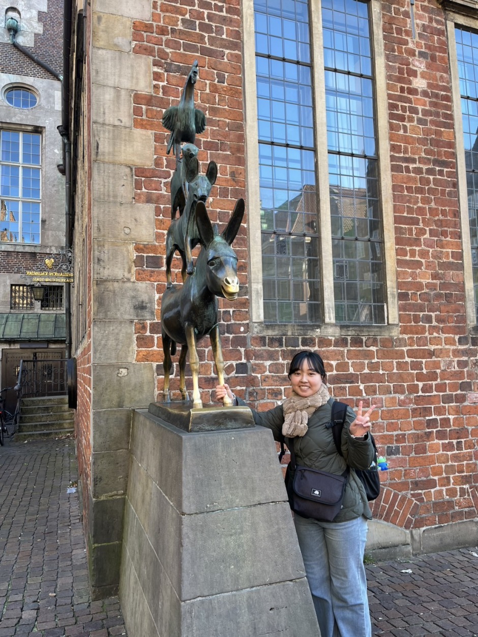 梅田 茜<br />Akane UMEDA