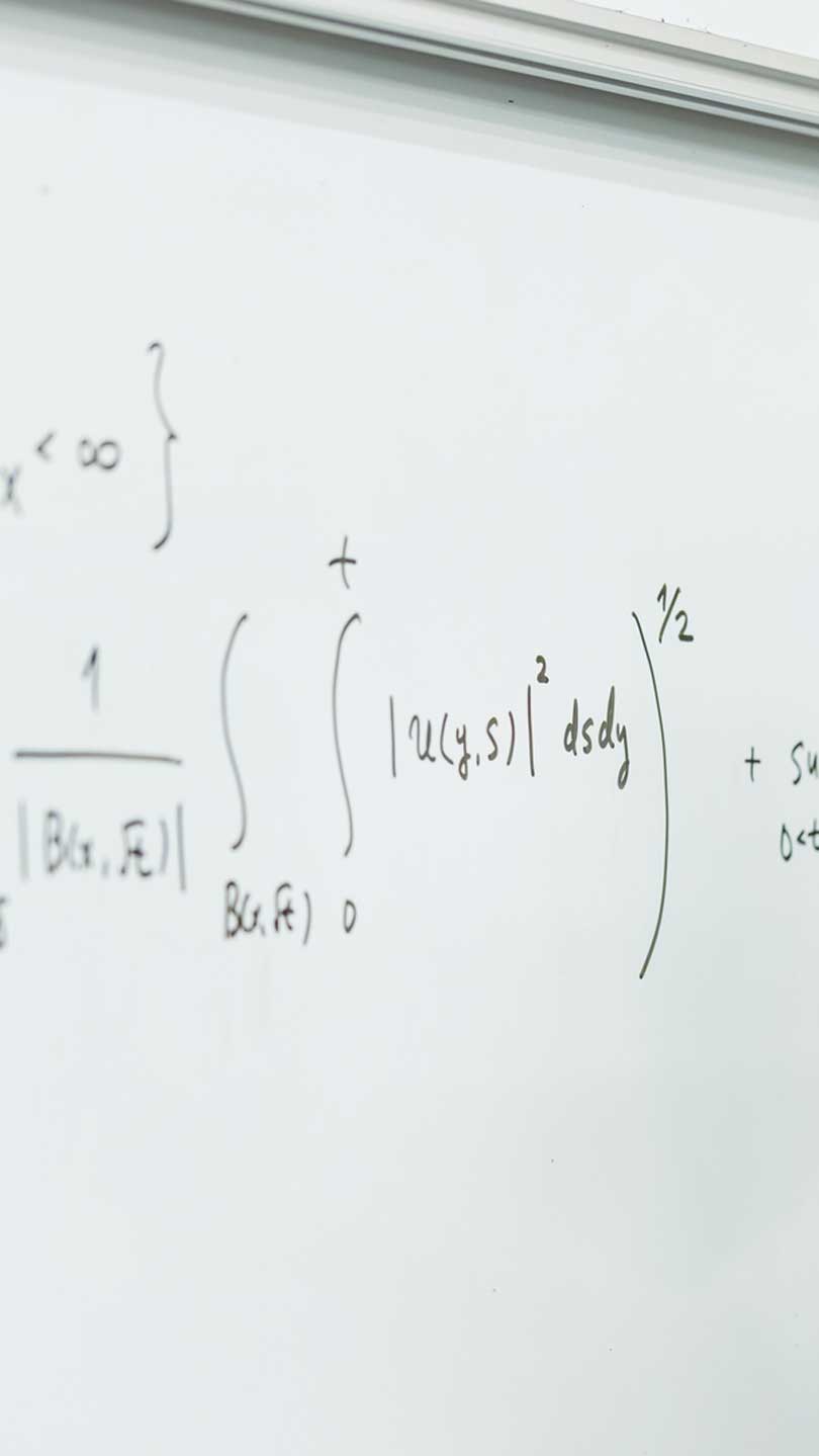 数式から現象を解明する科学