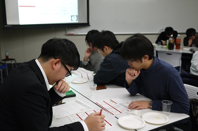 デザインを意識して、研究を魅力的に伝えたい！～理工・若手研究者『アーリーバード』活動報告～