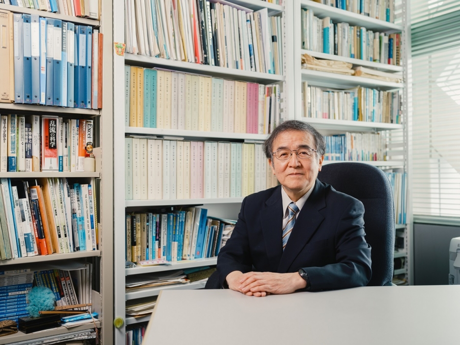 世界中の研究者と協力して沿岸災害の被害者“ゼロ”を目指す / Cooperating with Researchers All Over the World So There Will Be Zero Victims of Coastal Disasters【創造理工学部 社会環境工学科・柴山知也教授】