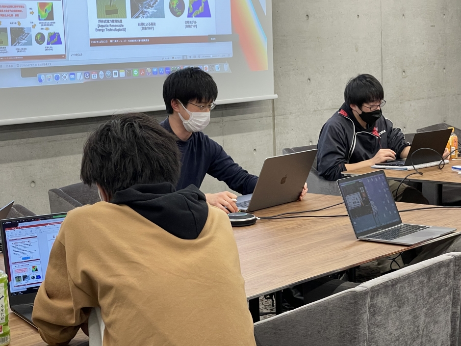 アーリーバード、共同研究計画の中間発表会を開催